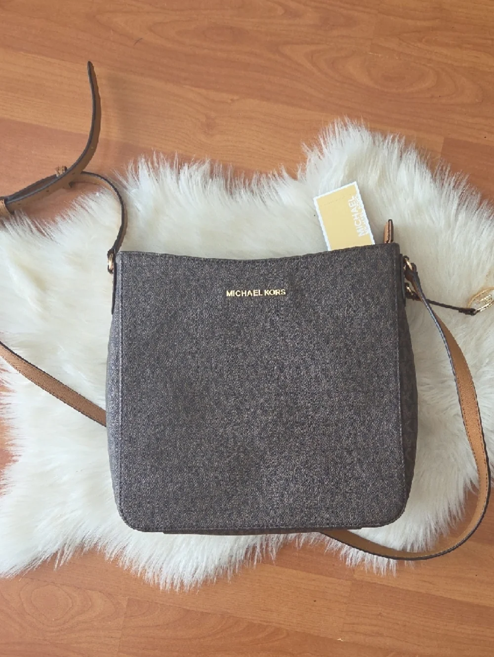 NWT Michael Kors Brown Tan Signature Jet Set Travel Large Messenger Bag